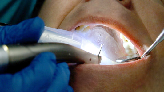 Ensure Great Restorative Outcomes with VacuLUX Isolation